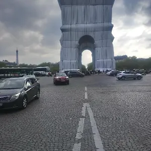 Toureifelchampselysee Апартаменты