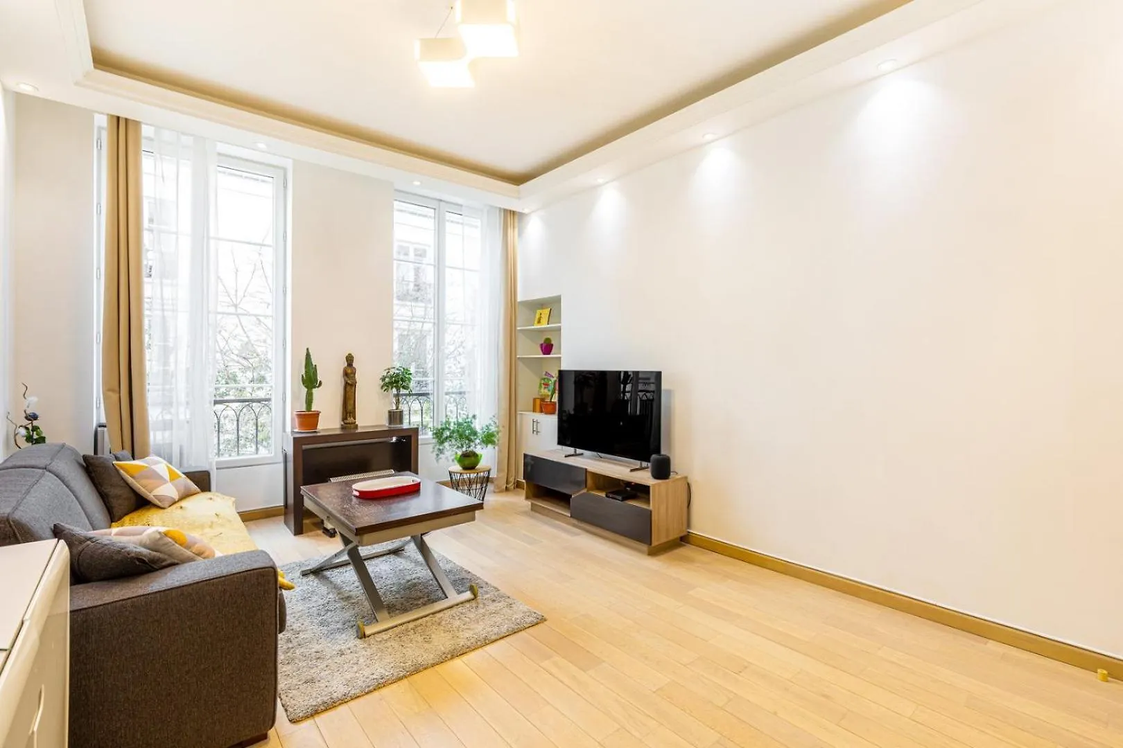 Guestready - Modern Apartment In A Prime Location Paris 0*,  France